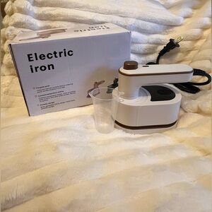 Electric Iron Portable New in Box